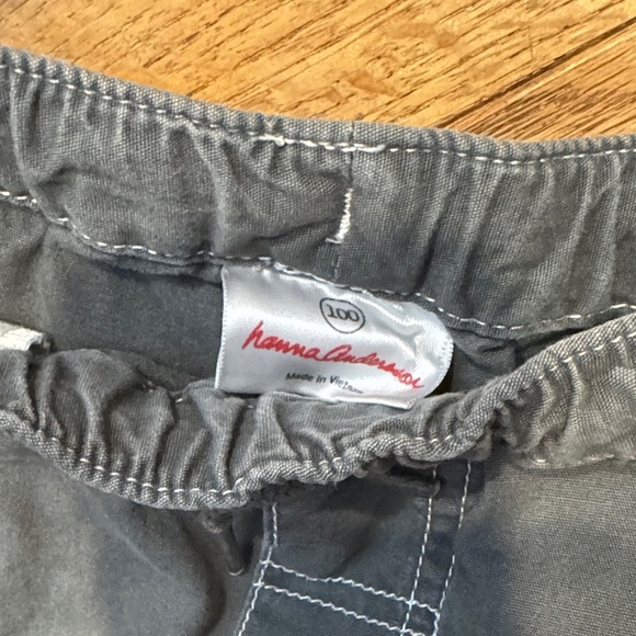 Hanna Andersson Kids Charcoal Shorts Sz 100 - Picture 2 of 2